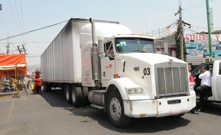 Camión embiste y mata a siete bailarines que ensayaban en una calle de Bolivia