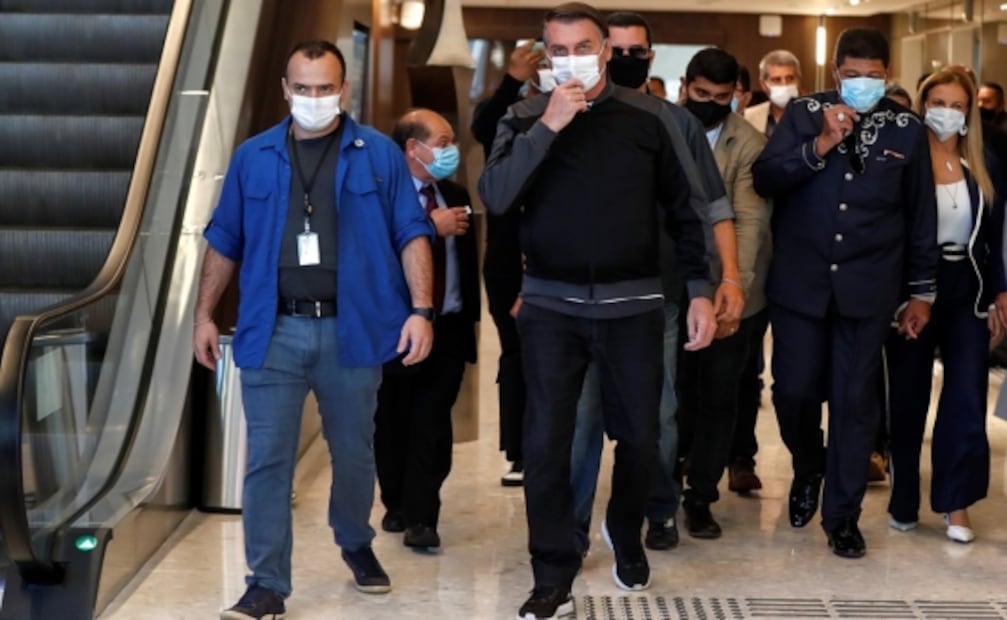 Jair Bolsonaro recibe alta médica tras 4 días ingresado en hospital de Brasil
