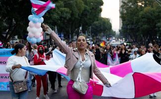 Protesta trans en Centro Histórico de la CDMX; colectivos exigen justicia ante ola de transfeminicidios