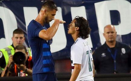 Estadounidense Matt Miazga se mofa de estatura del mexicano Diego Lainez