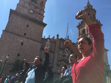 Padres de los 43 denuncian falta de interés hacia desaparecidos