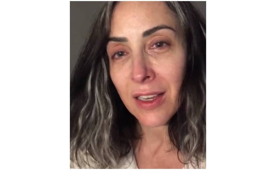 Adriana Lavat vence sus miedos y enfrenta enfermedad. Foto: Instagram