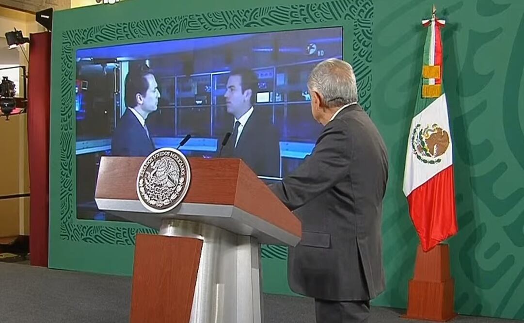 El presidente López Obrador exhibió una entrevista de Loret de Mola a Emilio Lozoya de hace 8 años. Foto: Captura de pantalla