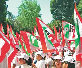 PRI llega a aniversario “como un camaleón”