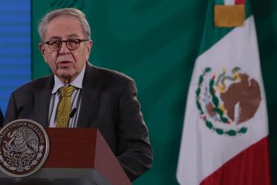 “Eficacia de vacunas empieza a ser evidente”, dice Alcocer por disminución en muertes por Covid