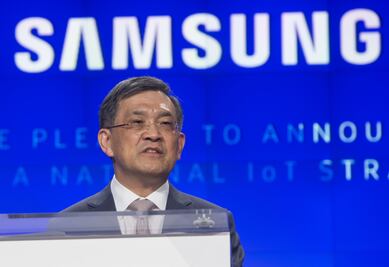 CEO de Samsung presenta su renuncia