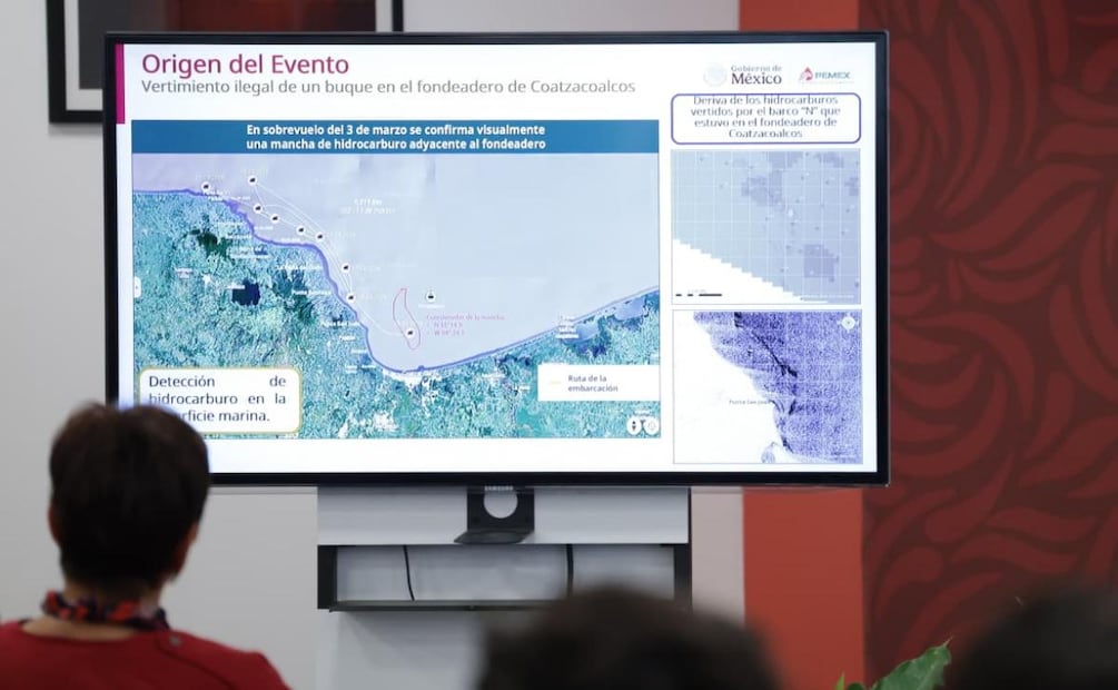 Marina y Semarnat dan detalles del derrame de hidrocarburo en el Golfo de México (26/03/2026). Foto: Fernanda Rojas / EL UNIVERSAL
