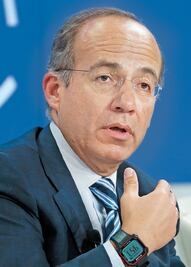 Felipe Calderón no renuncia al PAN