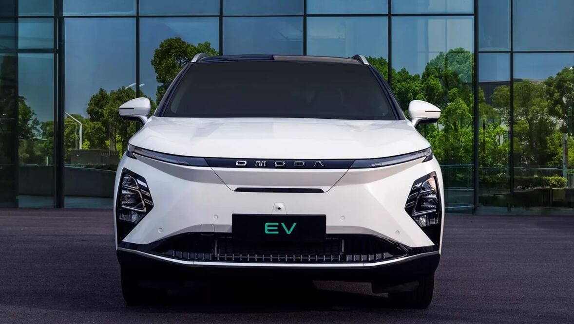 Es el primer auto eléctrico de Omoda.