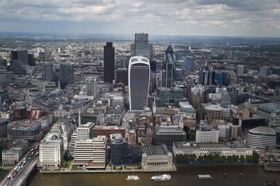 Grandes bancos preparan salida de Reino Unido por "Brexit"