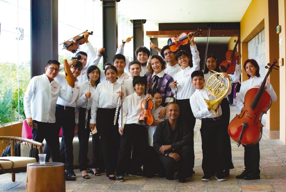 Niños y jóvenes de entre 6 y 20 años toman clases particulares de música en las dos sedes que hasta ahora tiene Armonía Social. Foto: Festival PAAX GNP