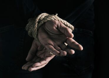 Grupo armado irrumpe en domicilio y secuestra a madre de familia en Tecámac, Edomex