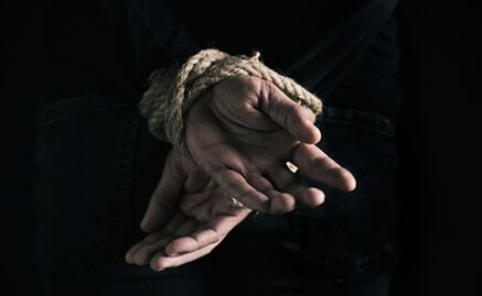 Grupo armado irrumpe en domicilio y secuestra a madre de familia en Tecámac, Edomex