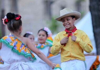 Niños de Reynosa participan en Proyecto México Folklore y Color