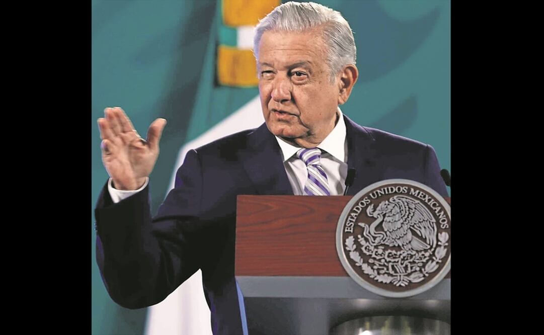 En su mañanera, el presidente López Obrador pidió a la oposición anteponer el interés nacional. Foto: Diego Simón. EL UNIVERSAL