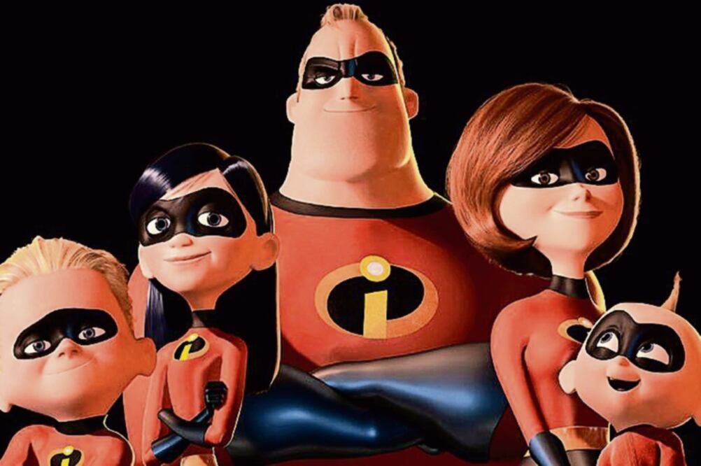 La película cuenta la historia de una familia de superhéroes. Foto: DISNEY- PIXAR