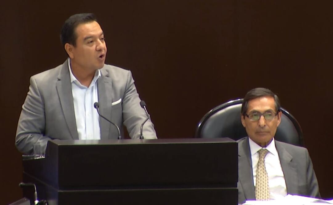 Diputado del PAN, Saúl Téllez critica presupuesto de Hacienda en comparecencia de su titular. Foto: Especial