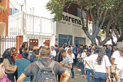 Pelean precandidaturas para diputados federales en Morena