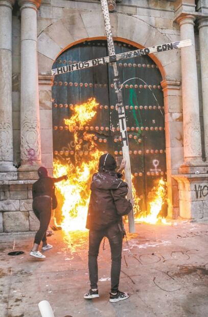 “¡Ni la pandemia nos calla cuando nos están matando!”