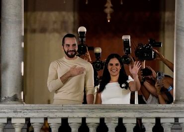 Bukele dice que la oposición fue "pulverizada" y que El Salvador será el primer país "democrático" con un "partido único"