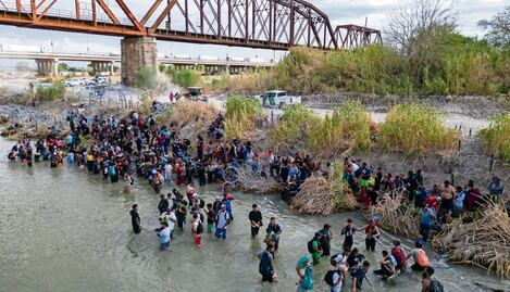 “Migrantes atrapados, crisis desbordada. ¿Hay solución? Foro en EL UNIVERSAL