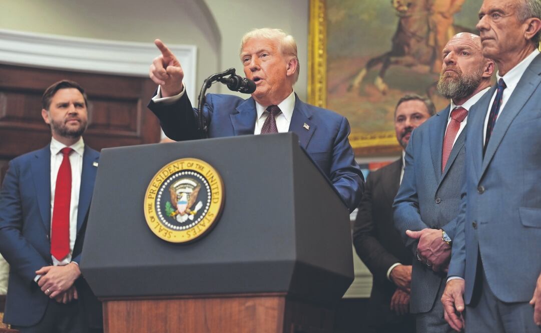 El presidente Donald Trump resaltó que las complejidades de un acuerdo con México son diferentes a las de otros países debido a los problemas y las ventajas de la frontera. Foto: de Eric Lee. Efe