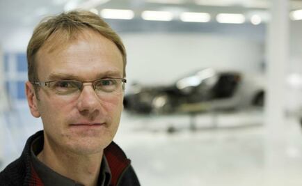 Apple contrata a Chris Porritt, vicepresidente de ingeniería de vehículos de Tesla