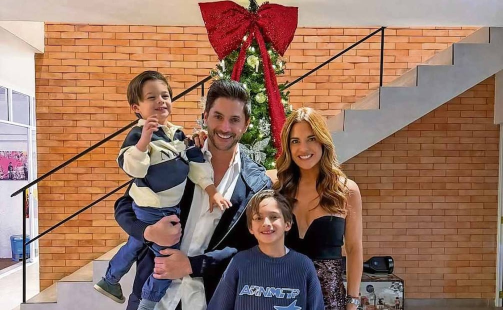 Con Maximiliano y Alexander, que tuvo con la actriz Sabrina Seara. Foto: Instagram