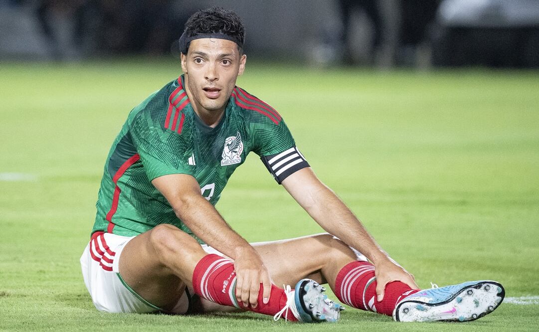 Raúl Jiménez será baja de la Selección América / Foto: Imago7