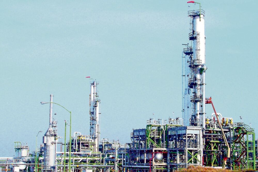 La reforma energética no se ha visto reflejada en el PIB, aseguran expertos (ARCHIVO EL UNIVERSAL)