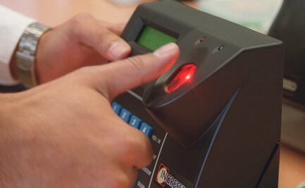 SRE entregará a Gobernación datos biométricos de mexicanos