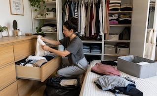 ¿Cómo quitar el mal olor de cajones y armarios?; cuida tu ropa y accesorios con este método