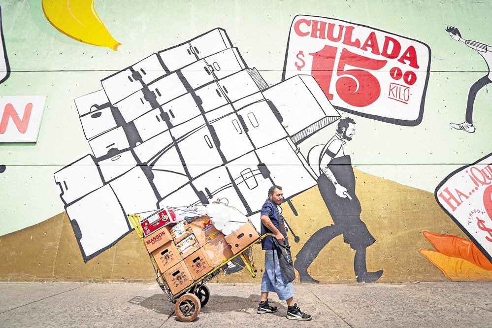 Mural at the Central de Abasto in Mexico City – Photo: Francisco Cañedo/ Xinhua