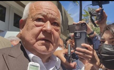 "Retírate", exige gobernador de Baja California Sur a papá de joven asesinado que lo increpó en público