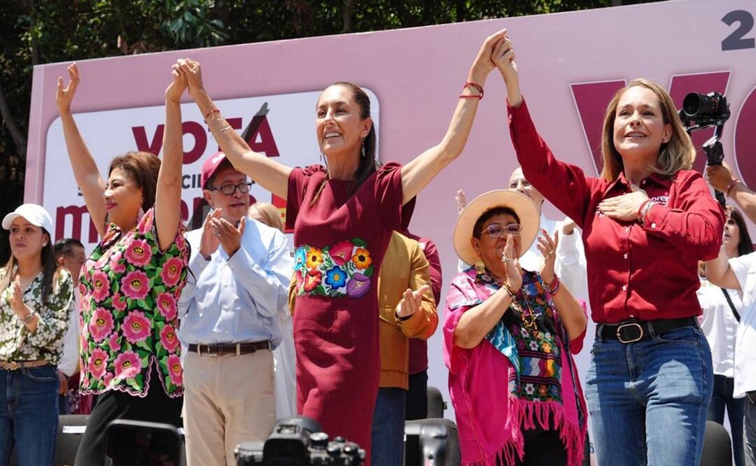 “Nos toca continuar los pasos de Claudia Sheinbaum y de López Obrador", dice Clara Brugada. Foto: Omar Díaz