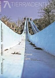 Círculo de Poesía vs Juan Orol