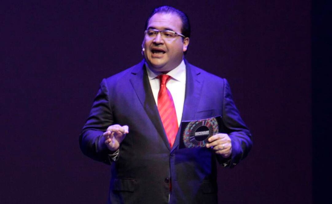 El gobernador Javier Duarte instruyó la aplicación de una nueva estrategia integral financiera que permita disminuir aún más el gasto corriente (Foto: Archivo EL UNIVERSAL)