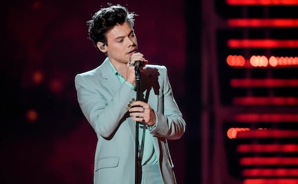 Harry Styles no sólo es una evolución en la música sino también en la moda