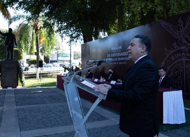 "Que siga en el cargo", lanza mensaje a favor de AMLO secretario de Gobierno de Sinaloa en homenaje a Benito Juárez