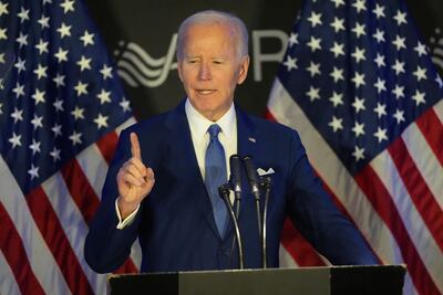 Biden se pronuncia a favor de proteger la Seguridad Social; el nuevo gobierno "ha causado muchísimo daño y destrucción", acusa
