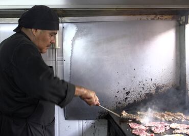 ¿Cuánto cuesta comer un taco en “El Califa de León”, taquería de CDMX con estrella Michelin?