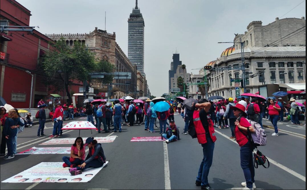 Integrantes de la CNTE bloquean Eje Central en la Ciudad de México, el jueves 10 de julio de 2025. Foto: Eduardo Dina/EL UNIVERSAL