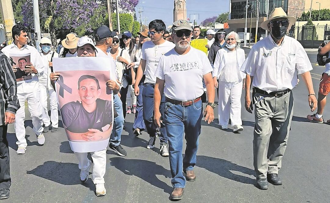 La familia de Jair encabezó una marcha para pedir justicia para él y todos los desaparecidos. Foto: ESPECIAL