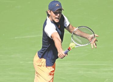 Thiem avanza y Tsonga es eliminado