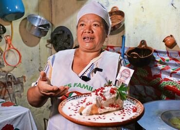 Chile en nogada de Calpan, platillo sólo de temporada