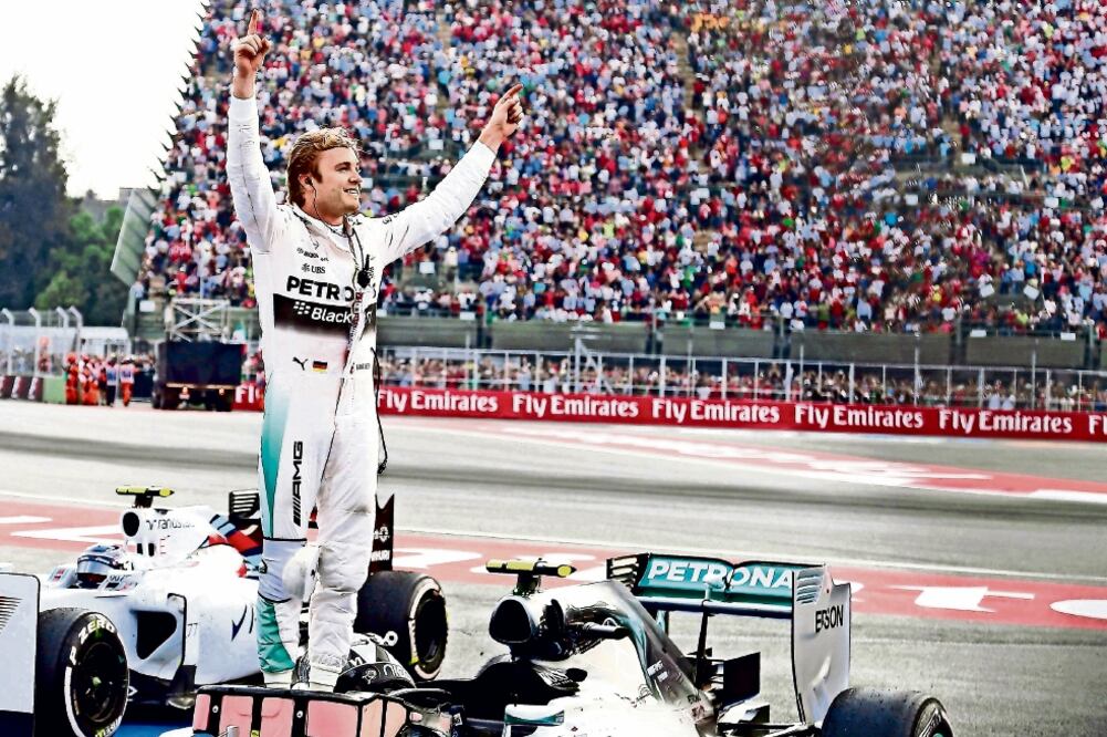 Más de 30 millones de visitantes se esperan en la capital del país, con una derrama de 19 mil millones de dólares para este año (ARCHIVO EL UNIVERSAL)