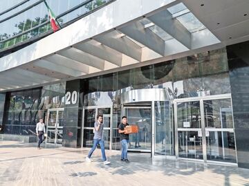 La FGR ignoró su propio peritaje contra científicos; los recursos no son ilícitos