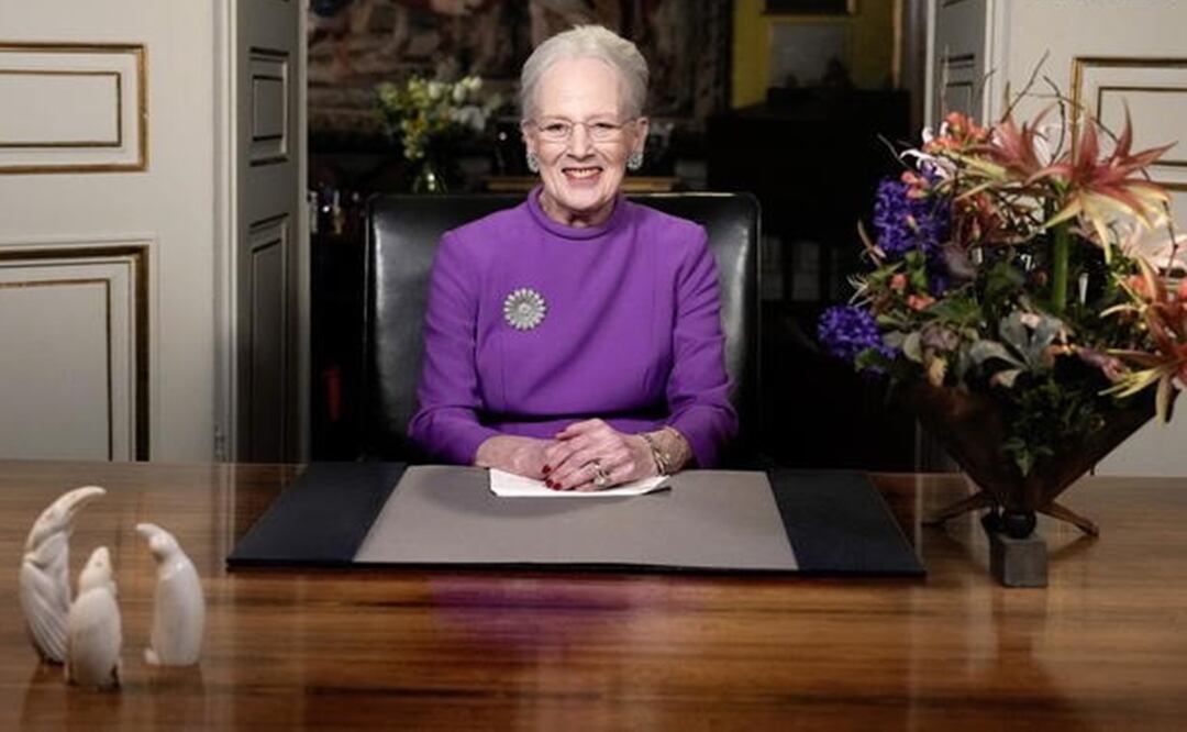 La reina Margarita de Dinamarca sonríe mientras pronuncia su discurso de año Nuevo y anuncia su abdicación. Foto: EFE