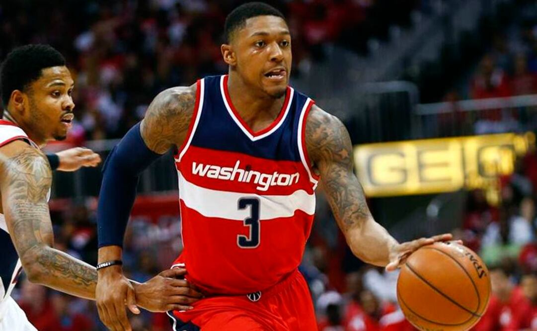 Washington golpea primero a los Hawks