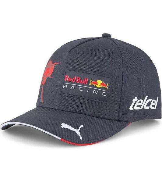 Checo Pérez y sus artículos